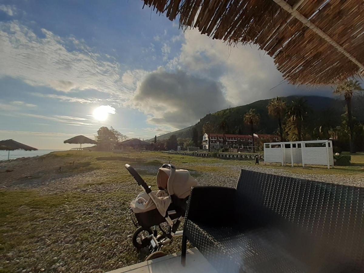 Guest House Ahan Gagra Esterno foto
